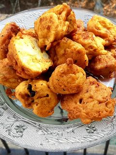 ফুলকপির পকোড়া (Phoolkopir Pakora recipe in Bengali) রেসিপির প্রধান ছবি