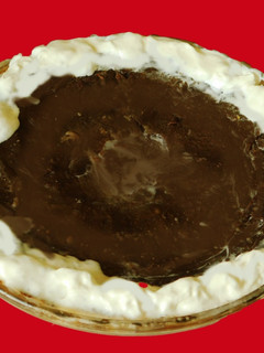 சக்கரை வள்ளி கிழங்கு சாக்லேட் பை(sweet potato chocolate pie recipe in tamil) செய்முறை முக்கிய புகைப்படம்