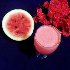 A picture of Watermelon Milk Shake.