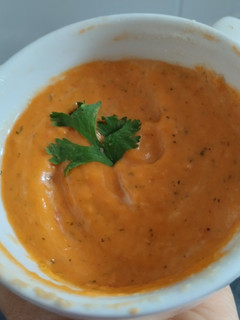 Una foto de Salsa🍝🥫🫓 de tomate y pimiento rojo🤪🌶️🍅