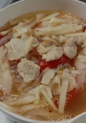 Hình của món Miến rong nấu măng tươi.