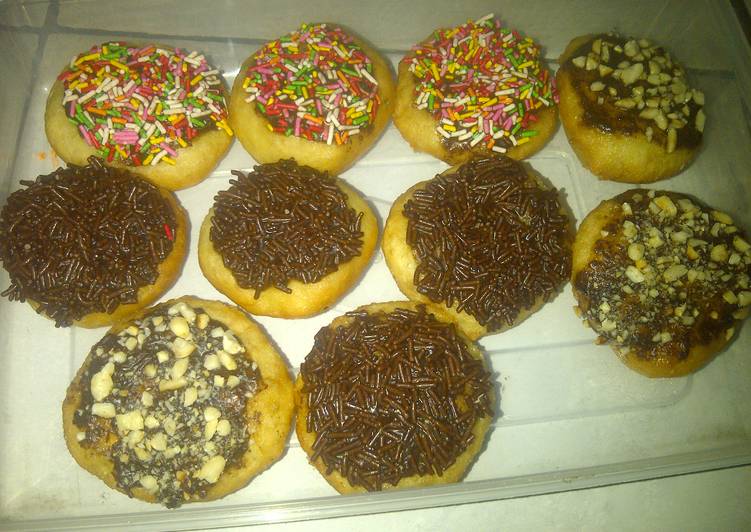  Resep  Donat ekonomis  Ekonomical donuts oleh Mamah 