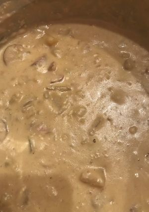 A picture of Cheesy Sausage & Potato Soup.