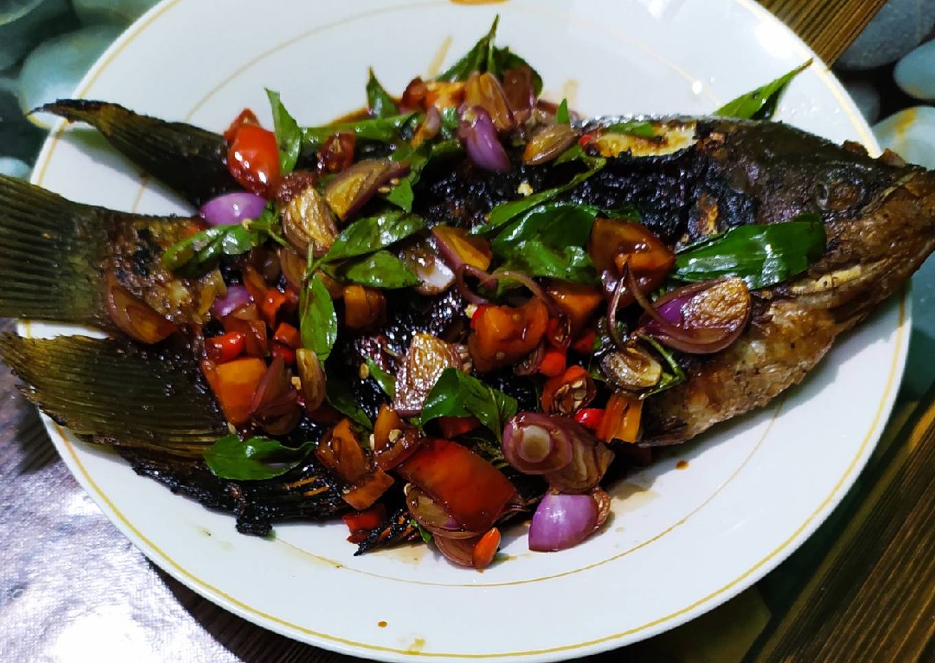 Ikan Bakar Gurame Sambal Dabu-dabu