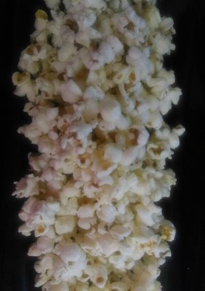 A picture of Garlic Popcorn.