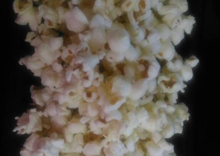 Recipe: Yummy Garlic Popcorn