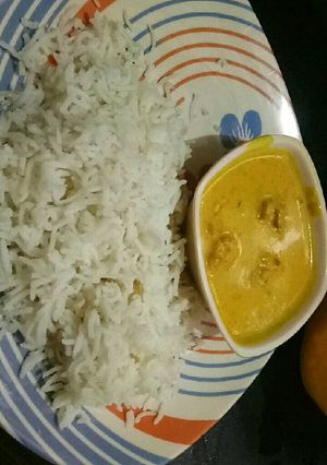A picture of Kadi and rice.