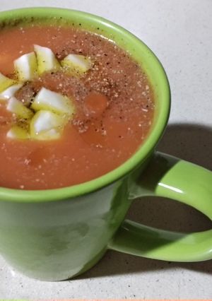 Foto principal de Gazpacho con un toque de color