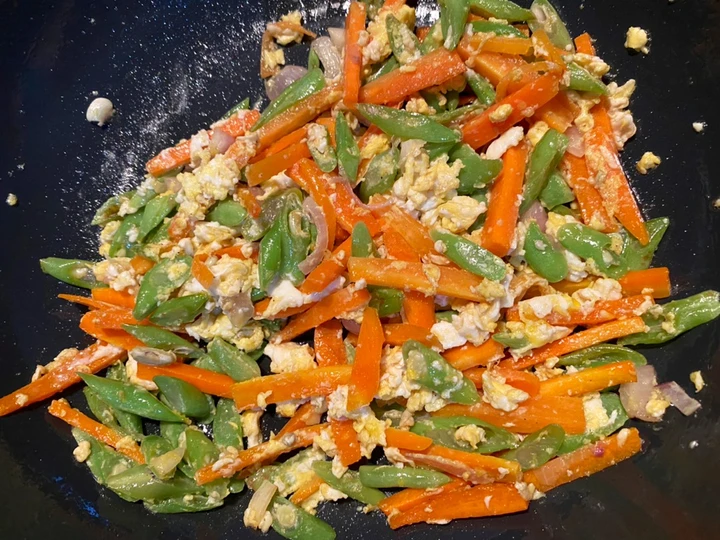 Langkah Gampang Menyiapkan Resep Tumis buncis wortel yang Menggugah Selera Anti Ribet, Menggugah Selera