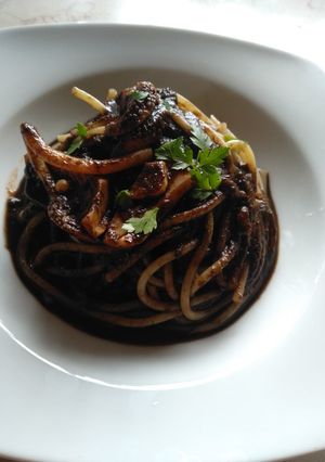 A picture of Spaghetti with Squid Ink.