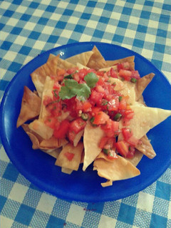 Foto resep Pangsit Goreng with Tomato Salsa on the Top