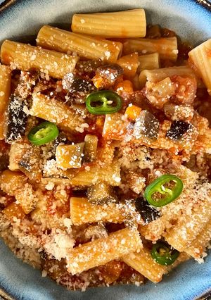 A picture of Rigatoni with Eggplant.