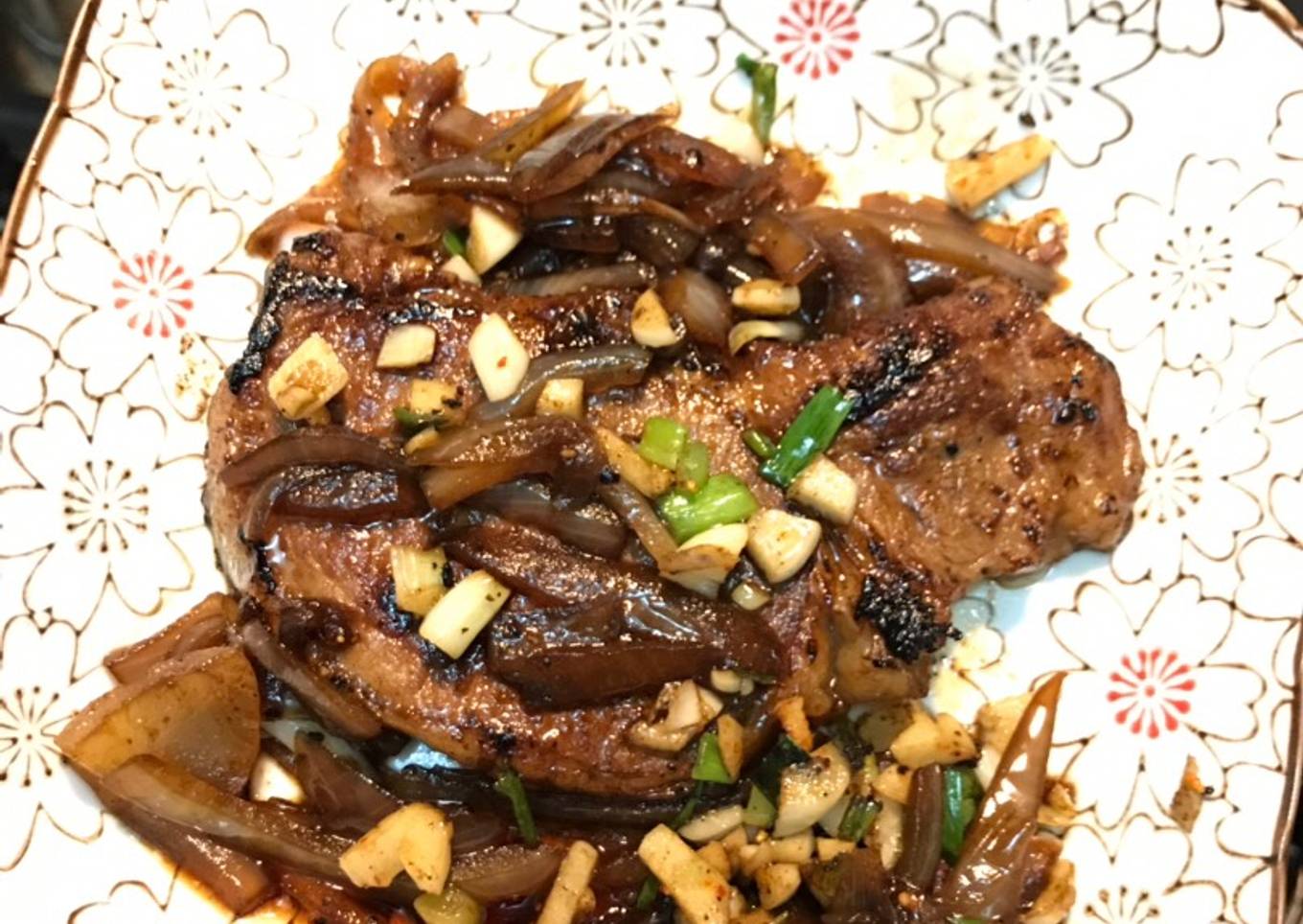 Pork chop with onion