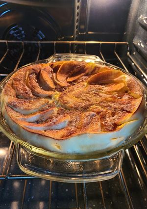 A picture of German Apple Pancakes.