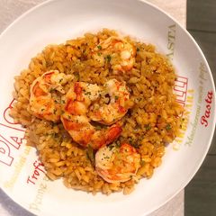 A picture of Risotto with Prawns.