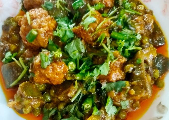 Baigun bodi(brinjal in dried lentil dumplings)