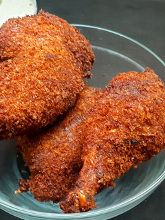 கிறிஸ்மஸ் ஸ்பெஷல் சிக்கன் லெக் பீஸ்(chicken leg fry recipe in tamil) செய்முறை முக்கிய புகைப்படம்