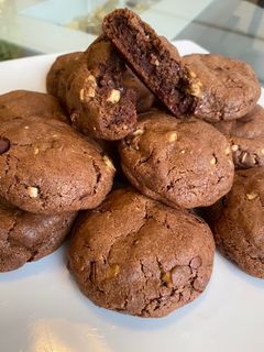 Una foto de Double Double chocolate chips cookies