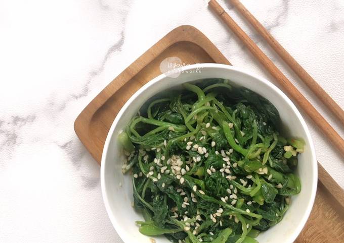 Cara Memasak Sigeumchi Namul (Salad Bayam Korea) Menu Enak