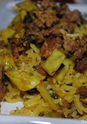 A picture of Cabbage rice (kalam polow Shirazi).