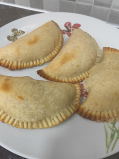 Una foto de Empanadillas de queso y bacon