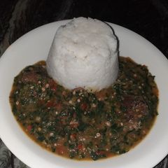 A picture of Ewedu and okro soup.