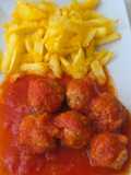 Albóndigas con tomate en tm7