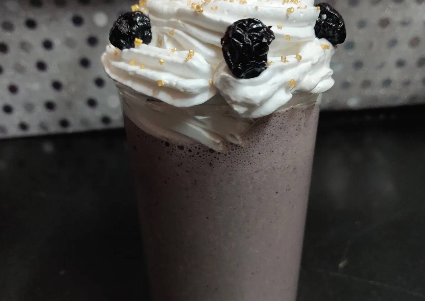 Blueberry milkshake