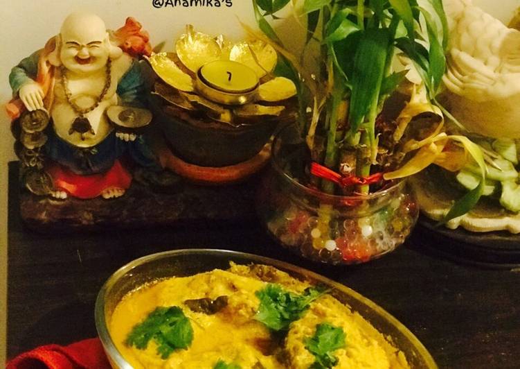 Recipe of Homemade Doi Shorshe Katla/Carp in the Yoghurt &amp; Mustard Pastes Gravy