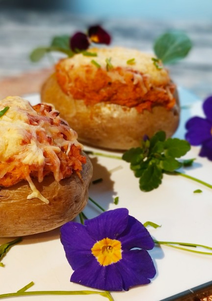 Una foto de 🌈Patatas Rellenas al Horno🌈 #Vegetarianfood o #veggyfood