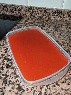 Una foto de Caldo base de langostinos