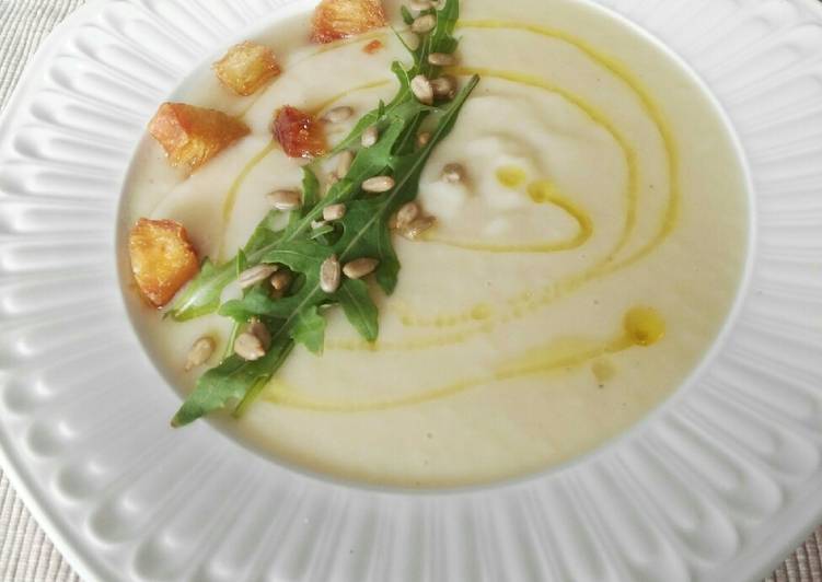 Crema de repollo con creme fraiche