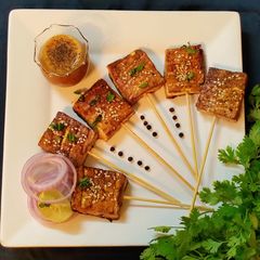 Pan Grilled Paneer with Pepper Sauce A picture of Pan Grilled Paneer with Pepper Sauce.