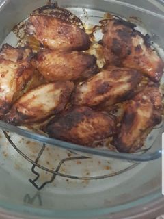 Una foto de Alitas con salsa barbacoa