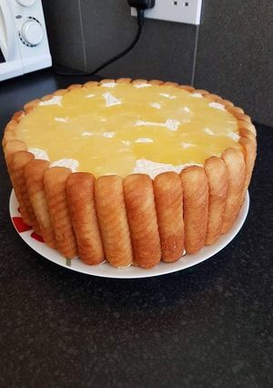 O poză a rețetei Tort Diplomat cu felii de ananas.