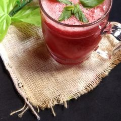 A picture of Watermelon juice🍉🍉🍷🍷.