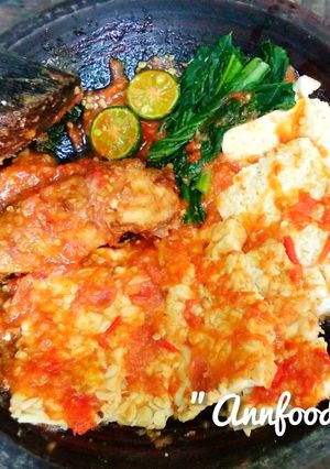 Foto resep Penyetan Tempe Tahu Kukus