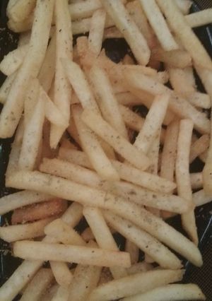 A picture of Frnch fries.