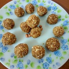 A picture of Ladoo.