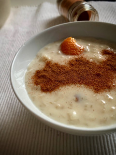 Una foto de Arroz con leche en Thermomix con naranja