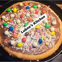 A picture of Cookie Pizza:.