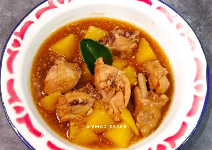 Resep Semur Ayam Kentang oleh Dapur AmmaDisaa Cookpad