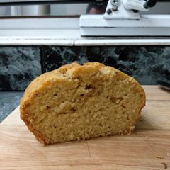 English Seed Cake made with oil A picture of English Seed Cake made with oil.