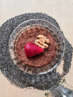 Una foto de Postre saludable de semillas de chía y cacao 🌱 Plant based 🌿 Sin azúcar ni edulcorante ni fécula