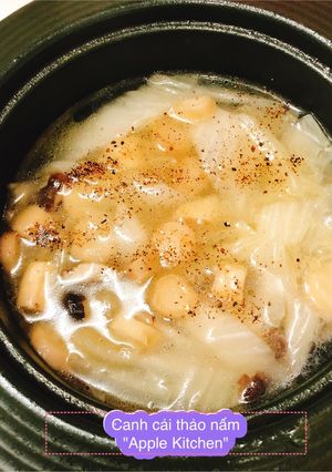 Hình của món Canh cải thảo nấm đùi gà.