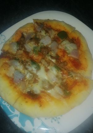 A picture of Pizzzaaa.