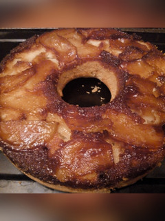 Una foto de Tarta invertida de manzana