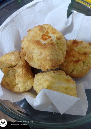 Una foto de Pancitos de queso con harina de coco