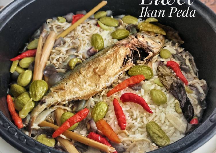 Cara Membuat Nasi Liwet Ikan Peda (Rice Cooker) Enak dan Antiribet