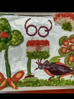 तिरंगा सलाद (tiranga salad recipe in Hindi) रेसिपी मुख्य फोटो